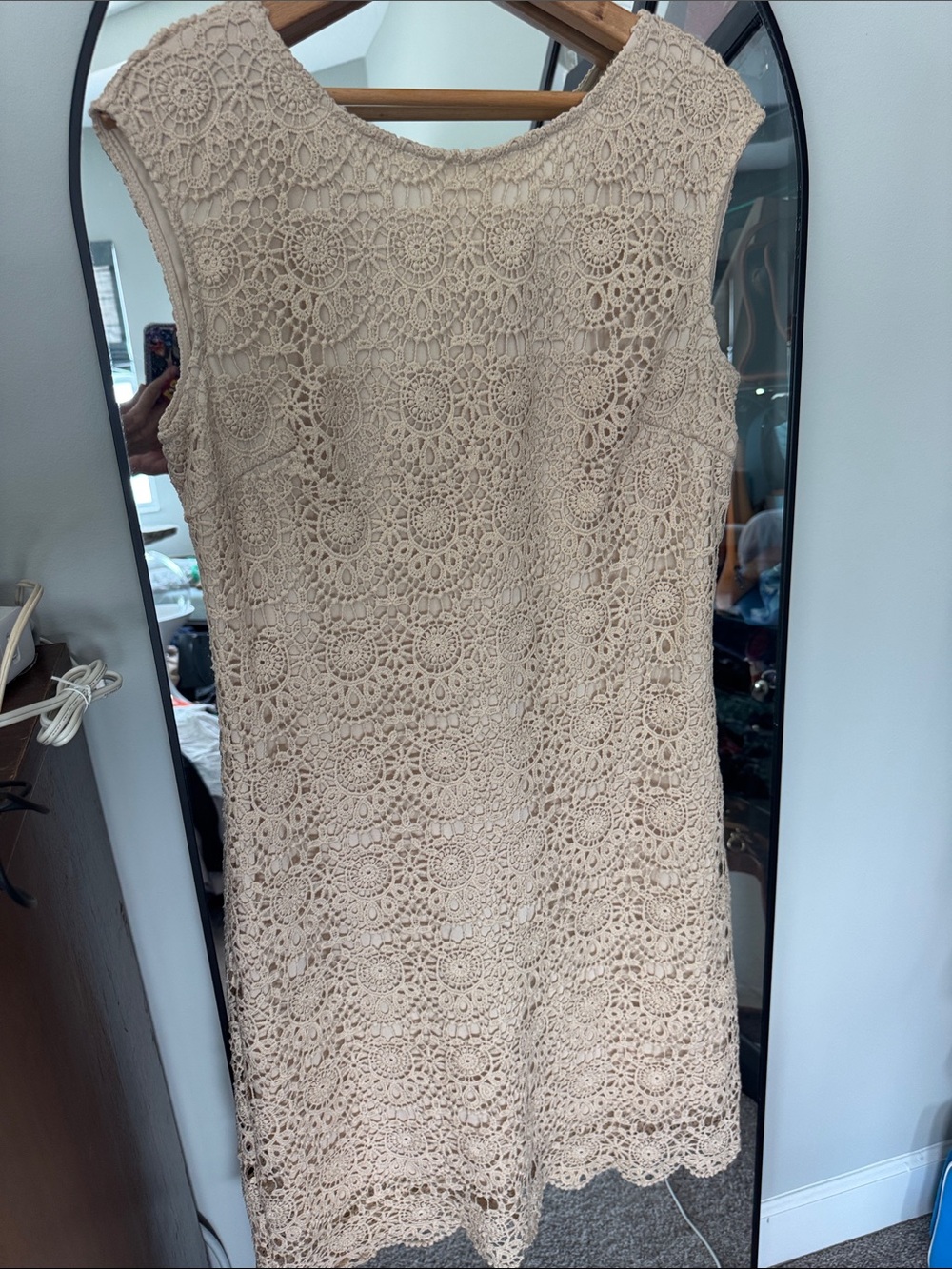 Lia Lee Women's Cream Crochet Lace Sleeveless Dress medium